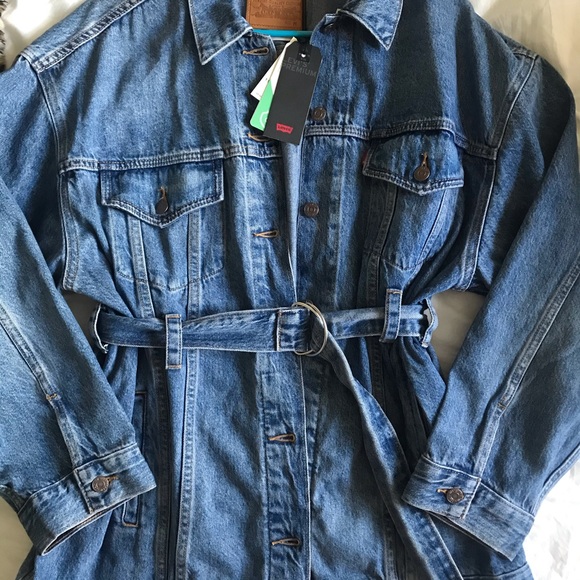 levi's belted denim trucker jacket